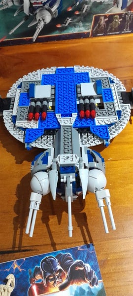 Lego Star Wars Droid Gunship 75042 Carousel 6