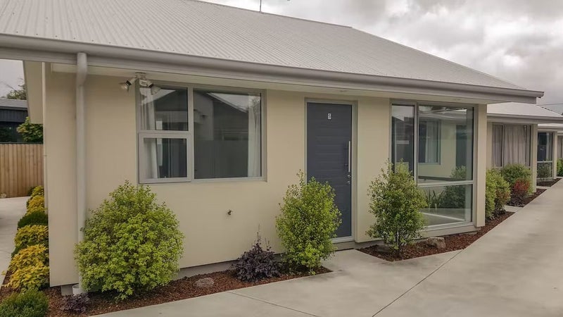 St. Albans, 2 bedrooms64477540612611110