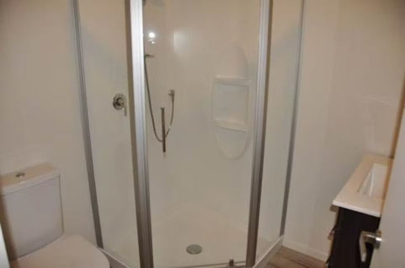 St. Albans, 2 bedrooms64477540612611114