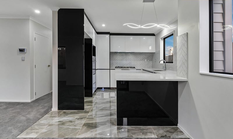 Manurewa, 5 bedrooms64479666210178111