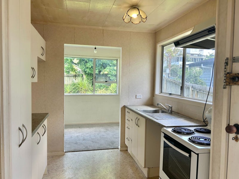 Sunnynook, 3 bedrooms64480887151234112