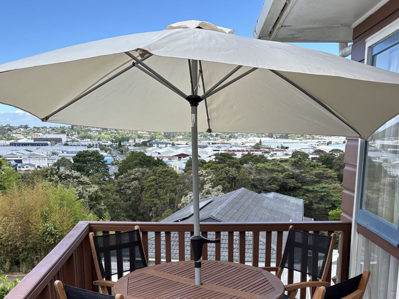 Outdoor Market Umbrella Carousel 1