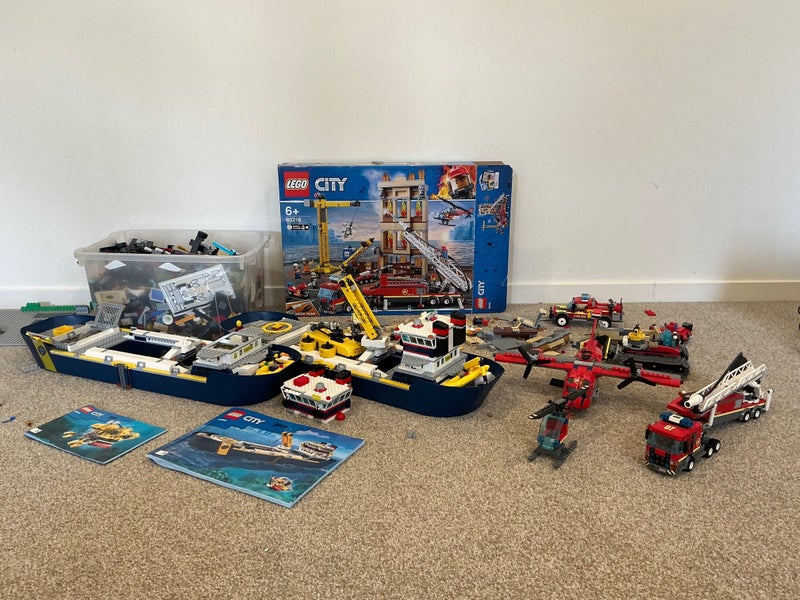Lego $1 RESERVE Carousel 1