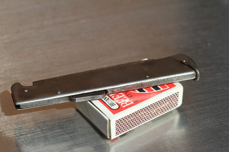Vintage pocket-knife ~ Mercator. Germany Carousel 3