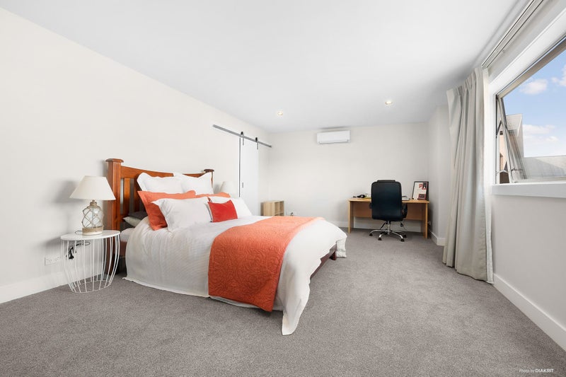 Oteha, 6+ bedrooms64530310033154110