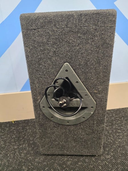 *1$ FAULTY AUCTION* Alto Speaker Carousel 2