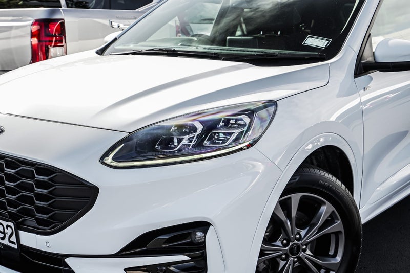 2023 Ford Escape ST-Line FHEV64637829180546111