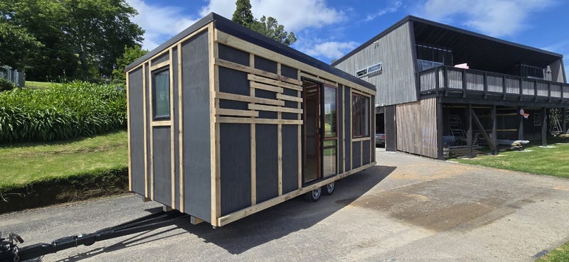 6m x 2.7m Tiny house Carousel 2