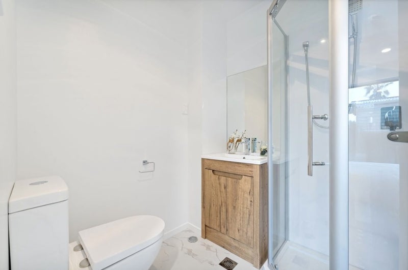 Te Atatu Peninsula, 1 bedroom64493183460482111