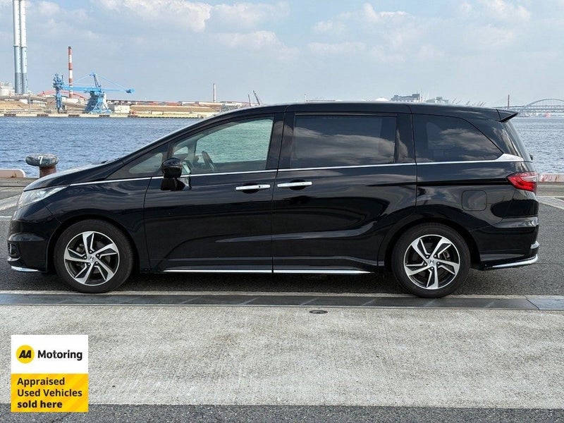 2013 Honda Odyssey Absolute / 7 Seats / New Shape64638340501890112