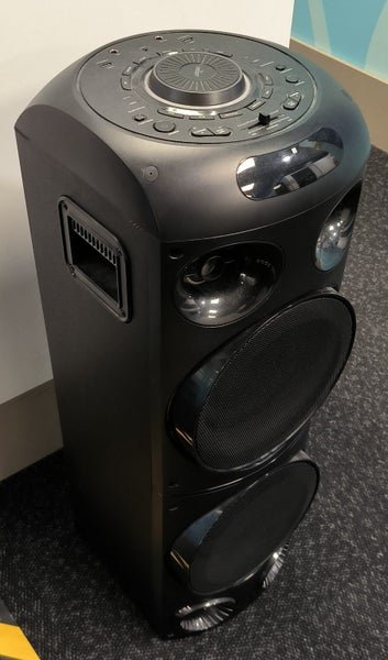 VEON PORTABLE BLUETOOTH SPEAKER** A2147490-1 Carousel 2