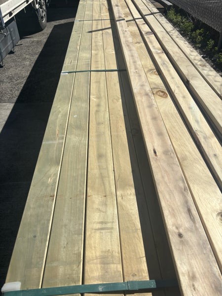 Pine 88x32 Decking timber H3.2 Treated64484654205569112