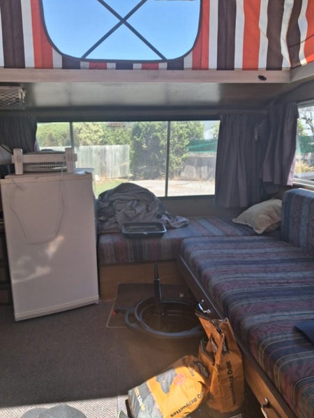 Pop top Caravan64484313422849111