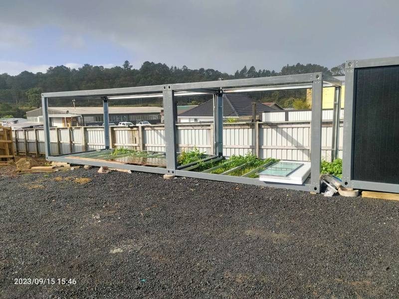 container home-18sqm Self-contained kitchen/bathroom -Double Glazed Door&Windows Carousel 2