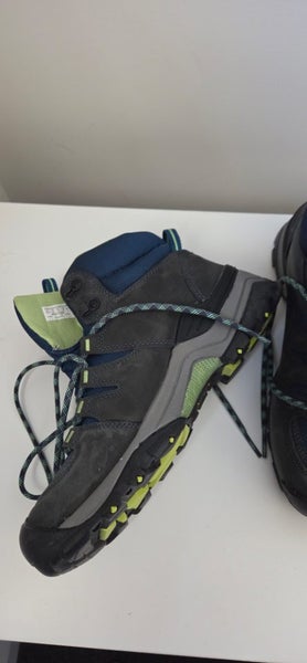 KEEN Gypsum II Mid Hiking Boot womens US10 Carousel 2