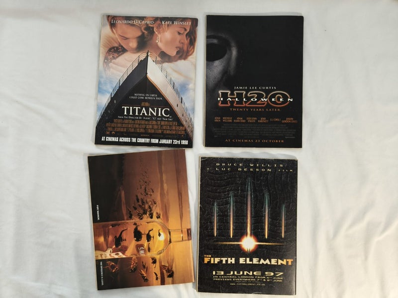 4× Neon film magazine Carousel 4