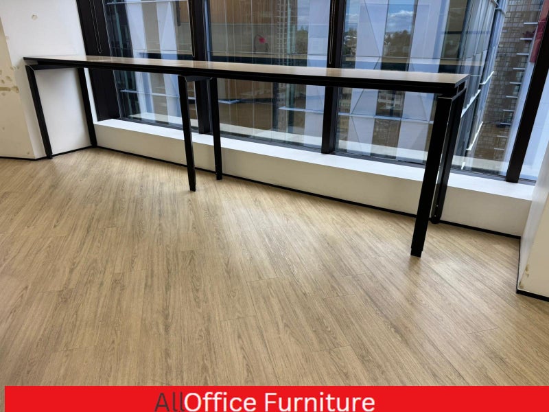 High Breakout table, Narrow Bar table 4m Carousel 1