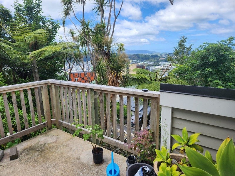Kelburn, 6+ bedrooms64484847652482112