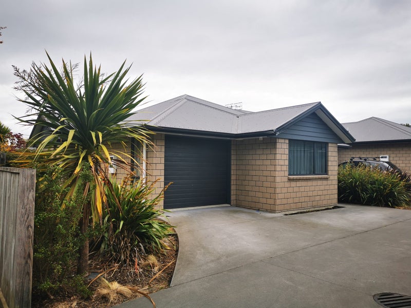 Hamilton Lake, 3 bedrooms64485180818178110