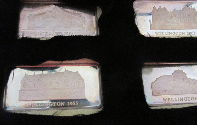 The Capitals of New Zealand 4 Boxed Sterling Silver Ingots The Birmingham Mint Carousel 1
