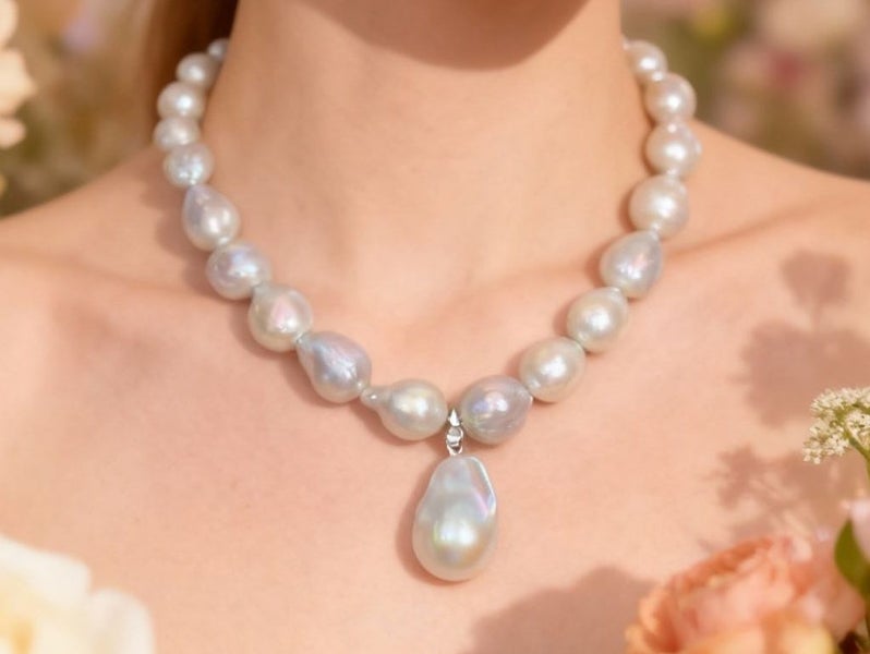 Silver-Grey Freshwater Pearl Necklace Carousel 2