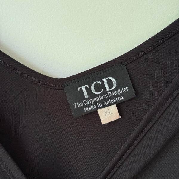 TCD The Carpenters Daughter Top Black - XL Carousel 2