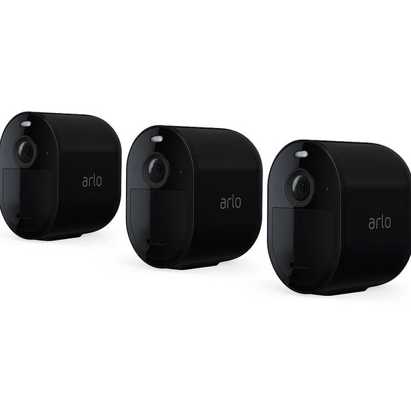 Arlo VMC4041P (Pro 4 Spotlight) kit with 3 cameras in black. Carousel 1