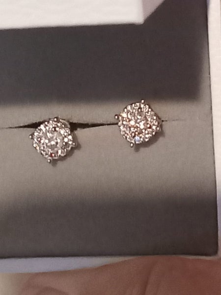 Diamond cluster earrings NEW** low reserve!!** Carousel 4