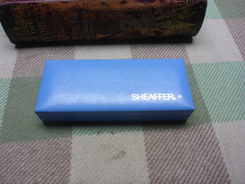 Stunning Old Boxed Sheaffer Lady 904 Fountain Pen Black & Gold 14ct Gold Nib Carousel 11