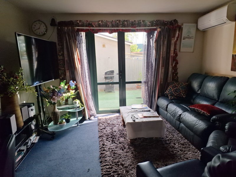 Waltham, 3 bedrooms64492479567617114