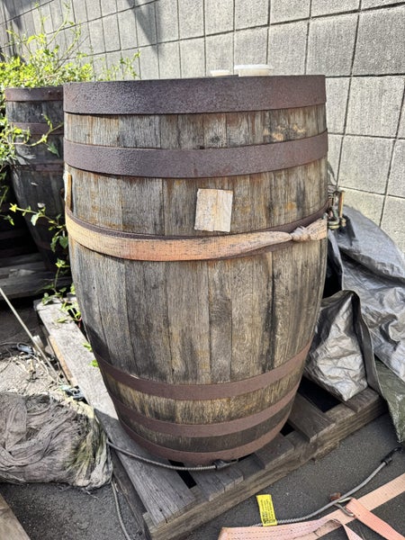 Wine Barrels (x18 available)64491856343298113