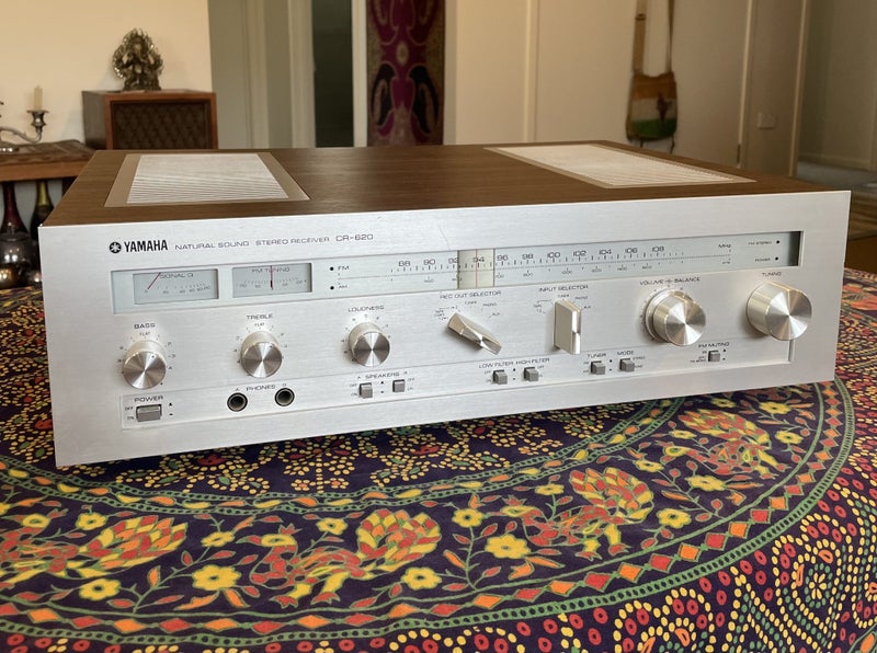 Yamaha CR-620 Stereo Receiver/Amplifier Carousel 7