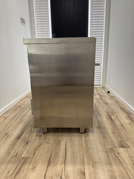 Fisher & Paykel 90cm Freestanding Induction Cooker & Oven – Excellent Condition64492791681795114