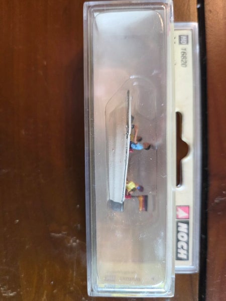 Train Landscape Figures64492832441091113