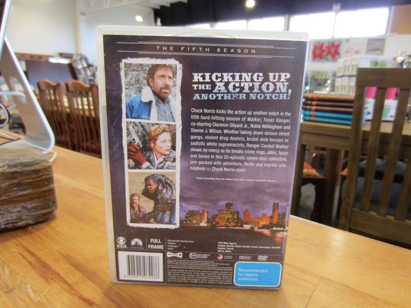 Walker Texas Ranger: Season 5 Carousel 2