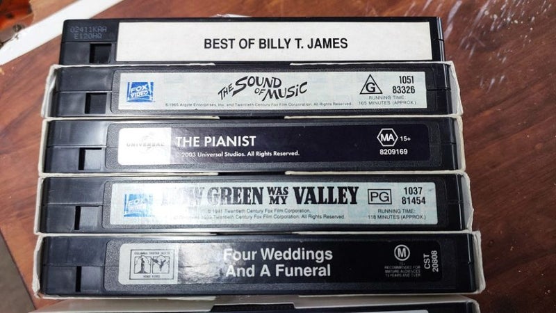 VHS Assorted video's Carousel 1