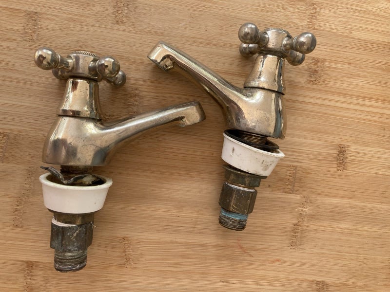 Vintage taps Carousel 3