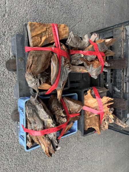 Ancient Swamp Kauri – Small Items / Offcuts / Roots Lot64493469930754110