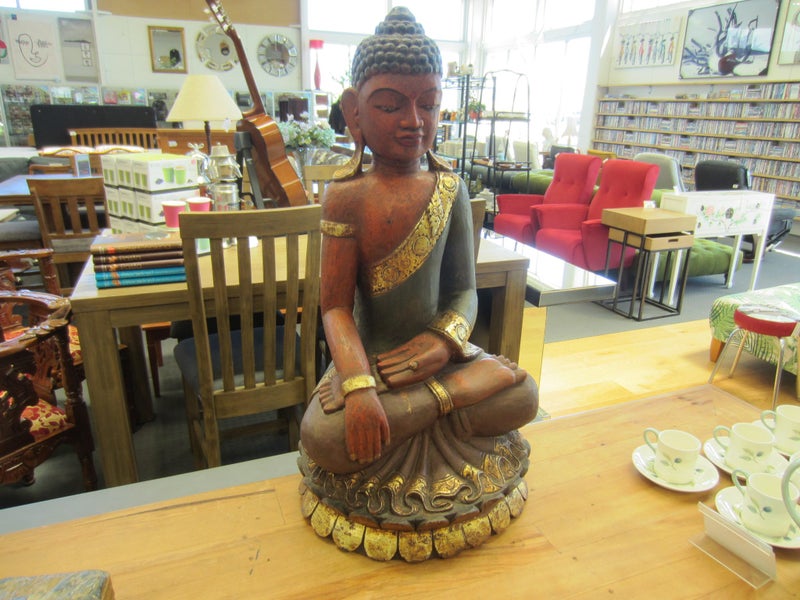 Carved Wooden Shakyamuni Buddha Statue Carousel 1