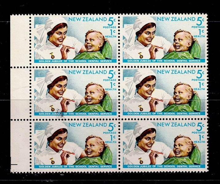 1971 Health 5c Selvedge Blk of 6 UHM64494447403393110