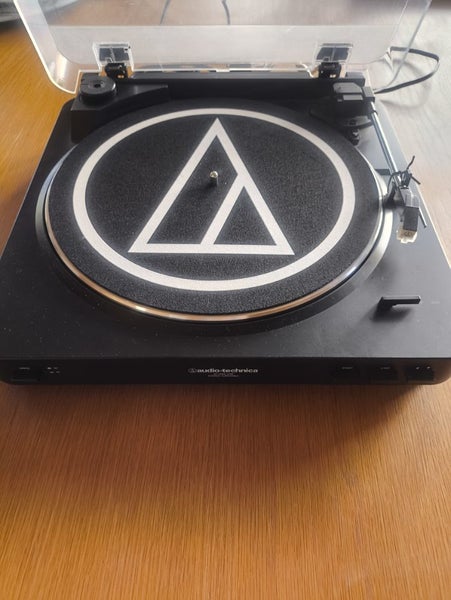 Audio Technica AT-LP60-USB Turntable Carousel 1