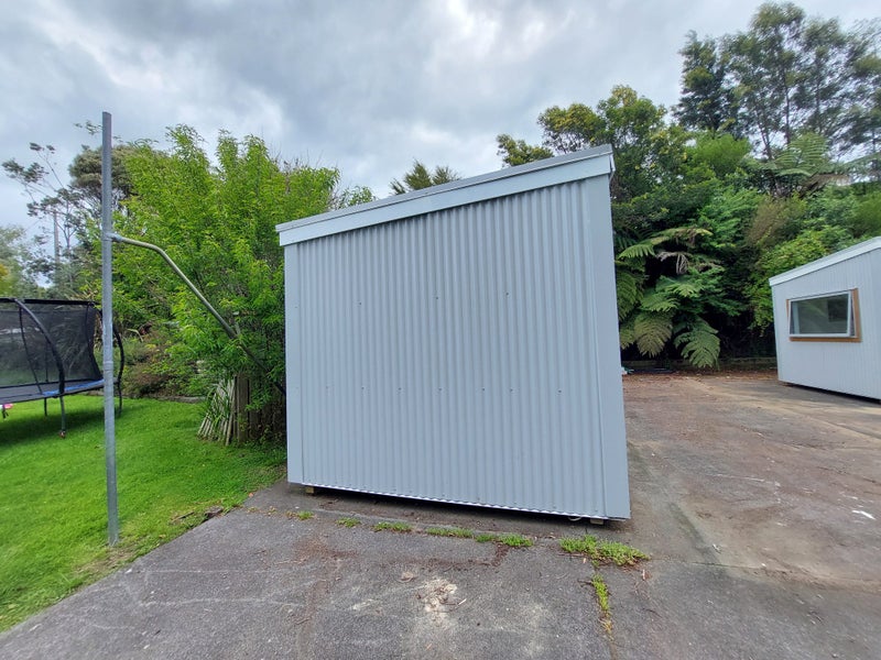 Set of 2x BRAND NEW Cabins – Self contained – 6x3 + 6.5x3 Carousel 18