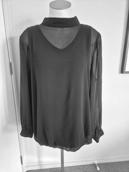 FOXWOOD - Black Sheer Top with Lining - Sz 16 Carousel 1