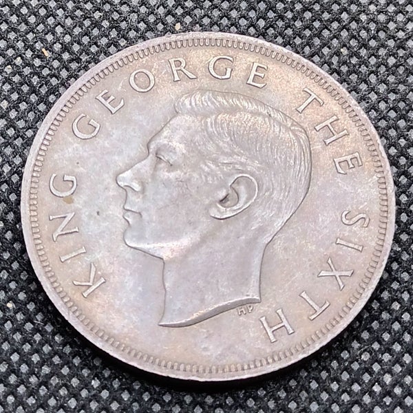 #42 NZ SILVER 5 shillings 1949 Crown coin Carousel 2