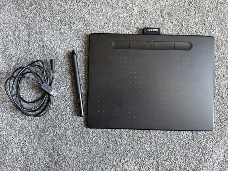 Wacom Intuos (medium) model CTL 6100wl Carousel 1