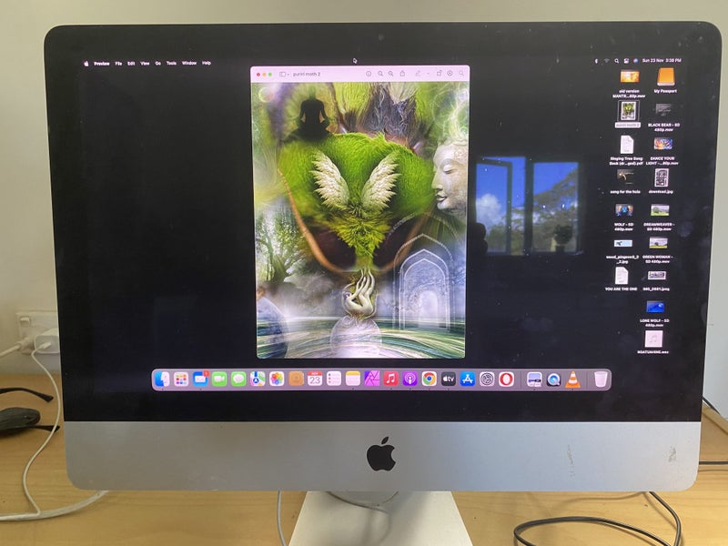 I MAC COMPUTER Carousel 2