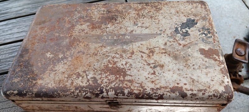 Vintage Engine Anyliser and Compression Tester kit Carousel 6