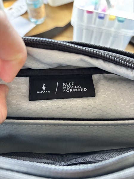 Alpaka Go Sling - Like new64495795280515112