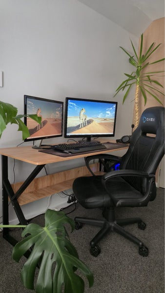 Full Gaming PC Setup (i7 6700K, 2060 Super, 16GB RAM + EXTRAS) Carousel 1