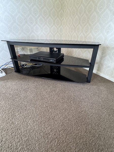 Black TV cabinet Carousel 1